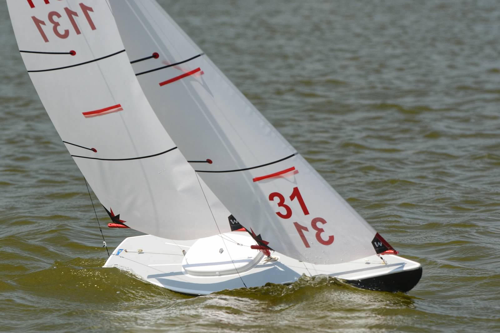 3DL membrane technology sail design showing fiber layout